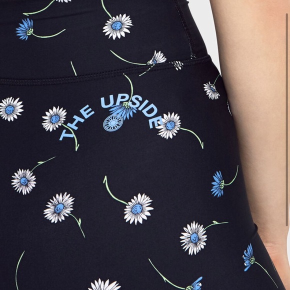 Soulcycle / The Upside Daisy Leggings - Picture 4 of 4